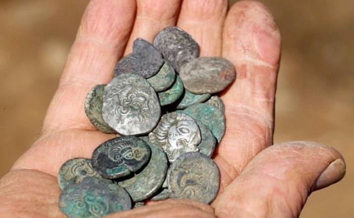 Englezi izorali 12 miliona evra