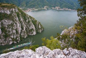 Krstarenje Ɖerdapskom klisurom – fotosafari