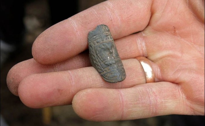 Pronađen bronzani prsten star 2.000 godina