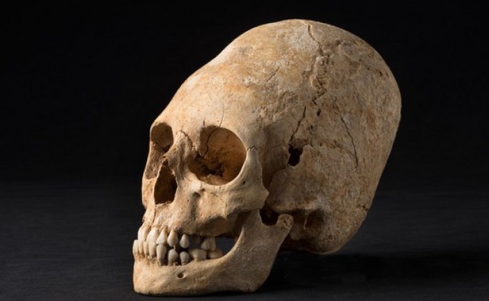 NEOBIČAN OBLIK GLAVE: Iskopana lobanja bogatašice iz ‘mračnog doba’