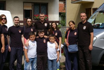 Pomozimo Srbiji (humanitarna pomoć)