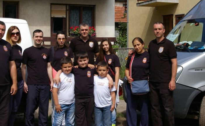 Pomozimo Srbiji (humanitarna pomoć)