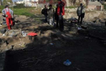 Otkopani delovi portreta rimskih careva u Sirmijumu