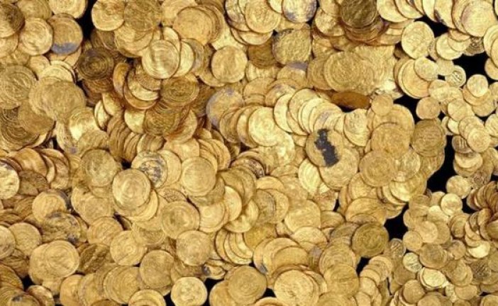 LOV NA BLAGO Devet kilograma zlatnog novca nađeno u moru!