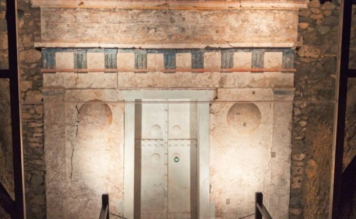 Naučnici potvrdili gde je sahranjen Filip II Makedonski!