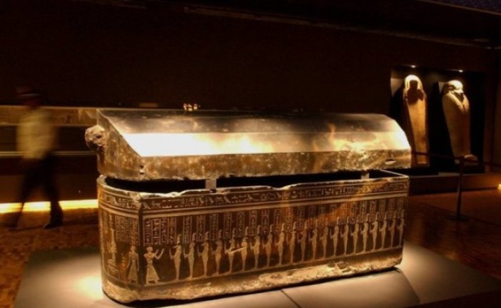 Sarkofazi nalik egipatskim u filipinskoj džungli