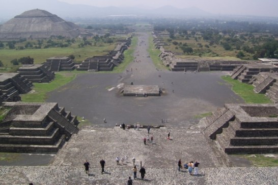 Grad piramida u Meksiku