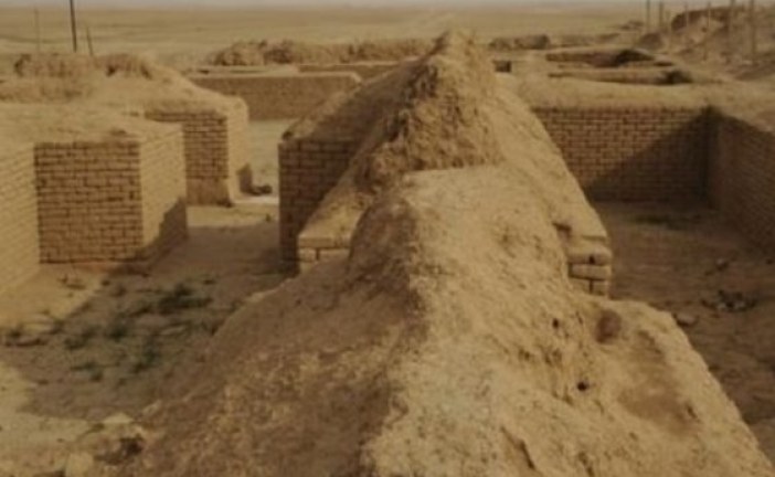 UNIŠTENA ISTORIJA Islamisti bagerima sravnili sa zemljom arheološki biser, antički grad Nimrud